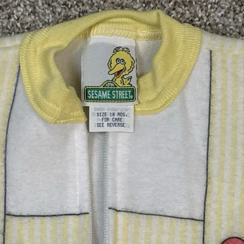 New Vintage Sesame Street Characters‎ 18 Months Kids Zip Up Pajamas Sleeper USA